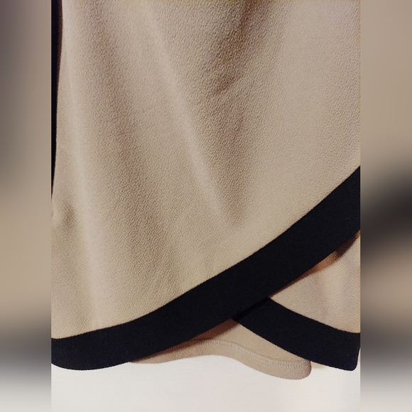 No boundaries small tan dress - Picture 5 of 6